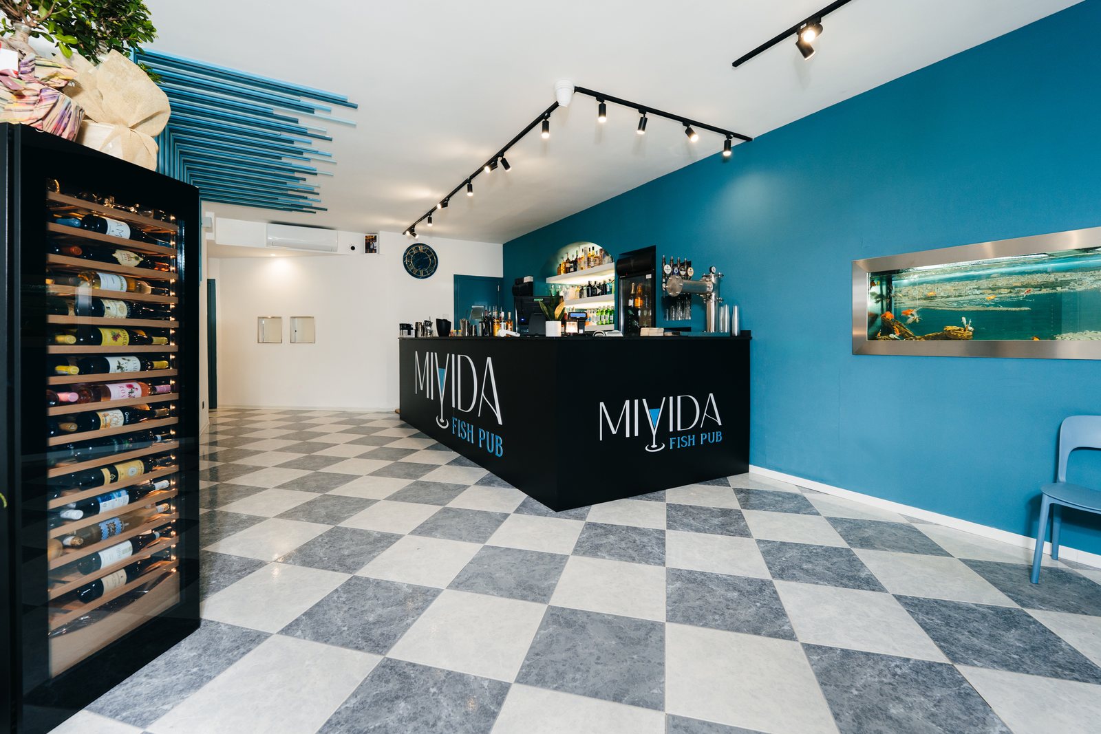 Mivida Fish Pub — interni, Sciacca
